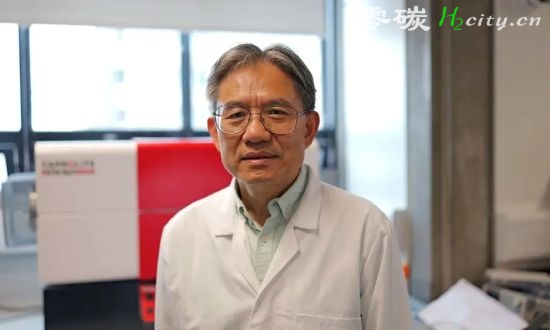 伯明翰大学：钙钛矿催化剂进行水分解制氢的成本低于绿色氢气（通过电解水制氢）