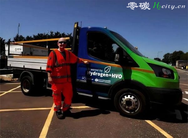 英国： 牛津郡推出首辆双燃料氢能公路养护车辆